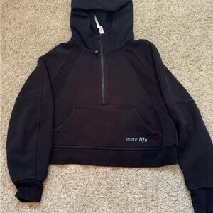 Lululemon more than life quarter zip size xs/s